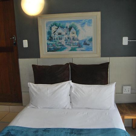 15 Witpeer Street Guesthouse George Ngoại thất bức ảnh