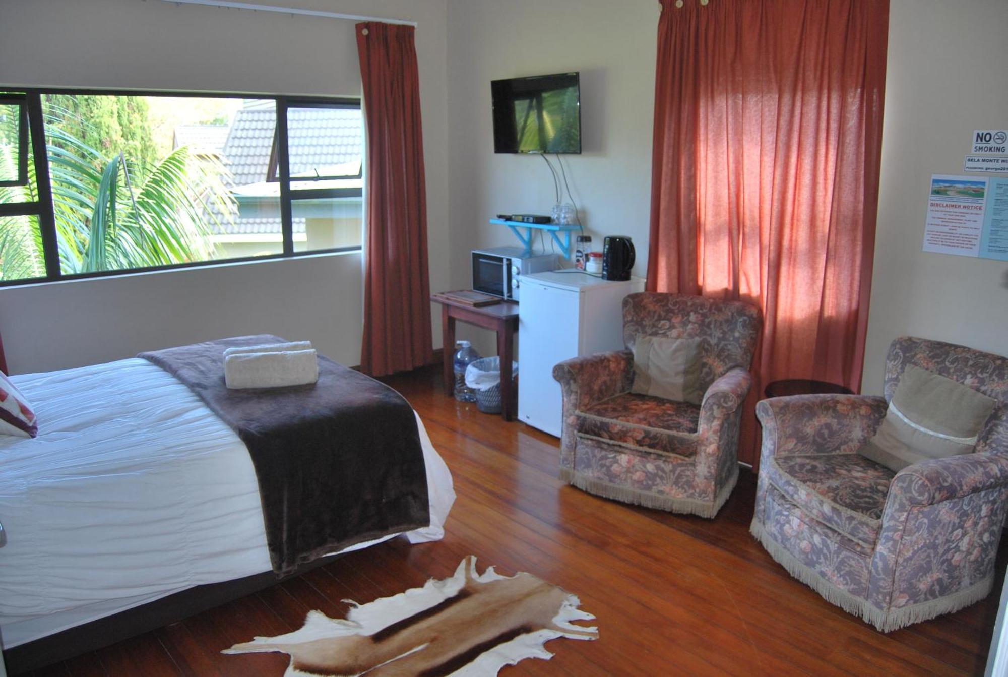 15 Witpeer Street Guesthouse George Phòng bức ảnh
